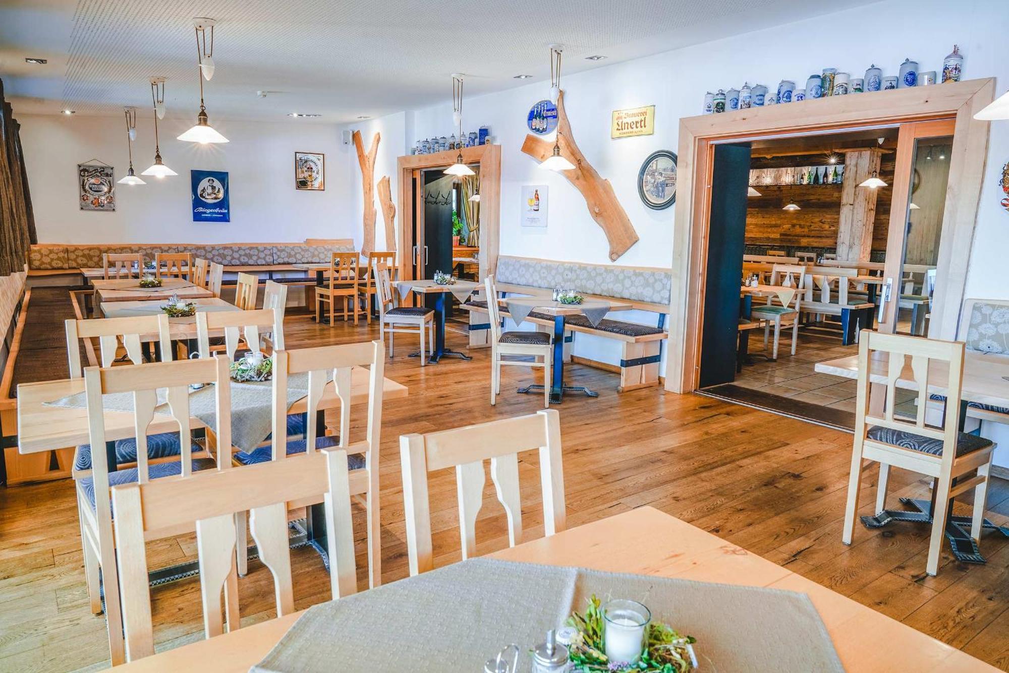 Bier Und Wohlfuehlhotel Gut Riedelsbach ノイライヒェナウ エクステリア 写真